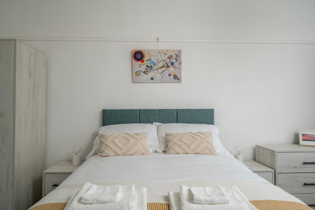 Bright West Hampstead Retreat Londres