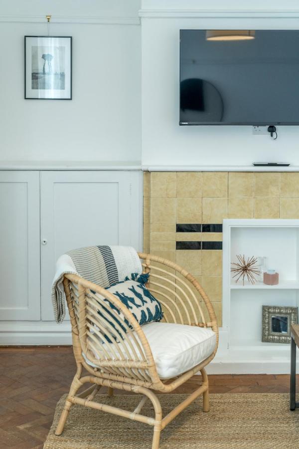 Bright West Hampstead Retreat