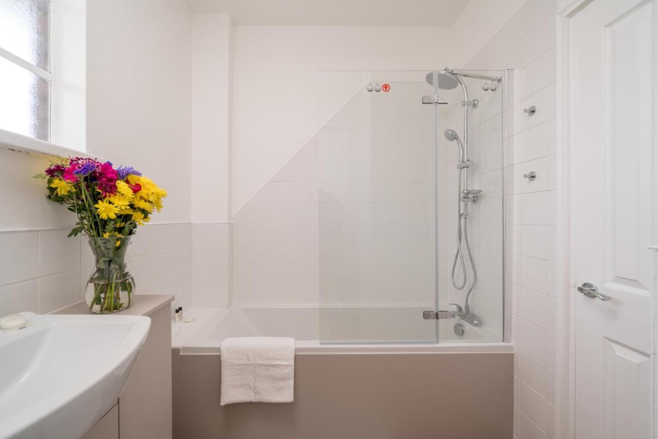 Bright West Hampstead Retreat *